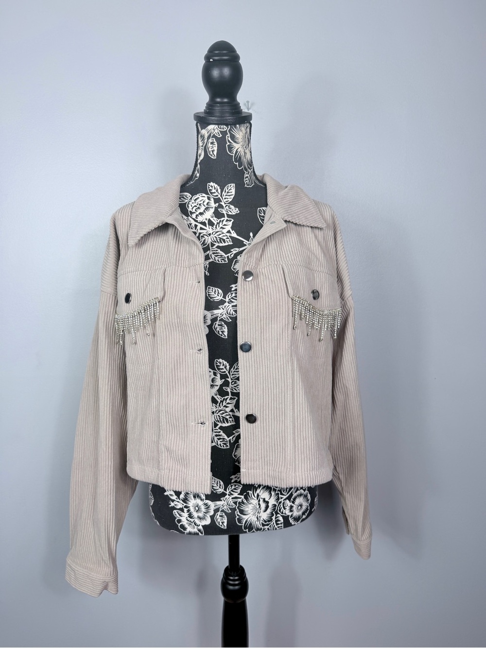 NWT Stoosh beige cropped oversize corduroy rhinestone fringe jacket size large
